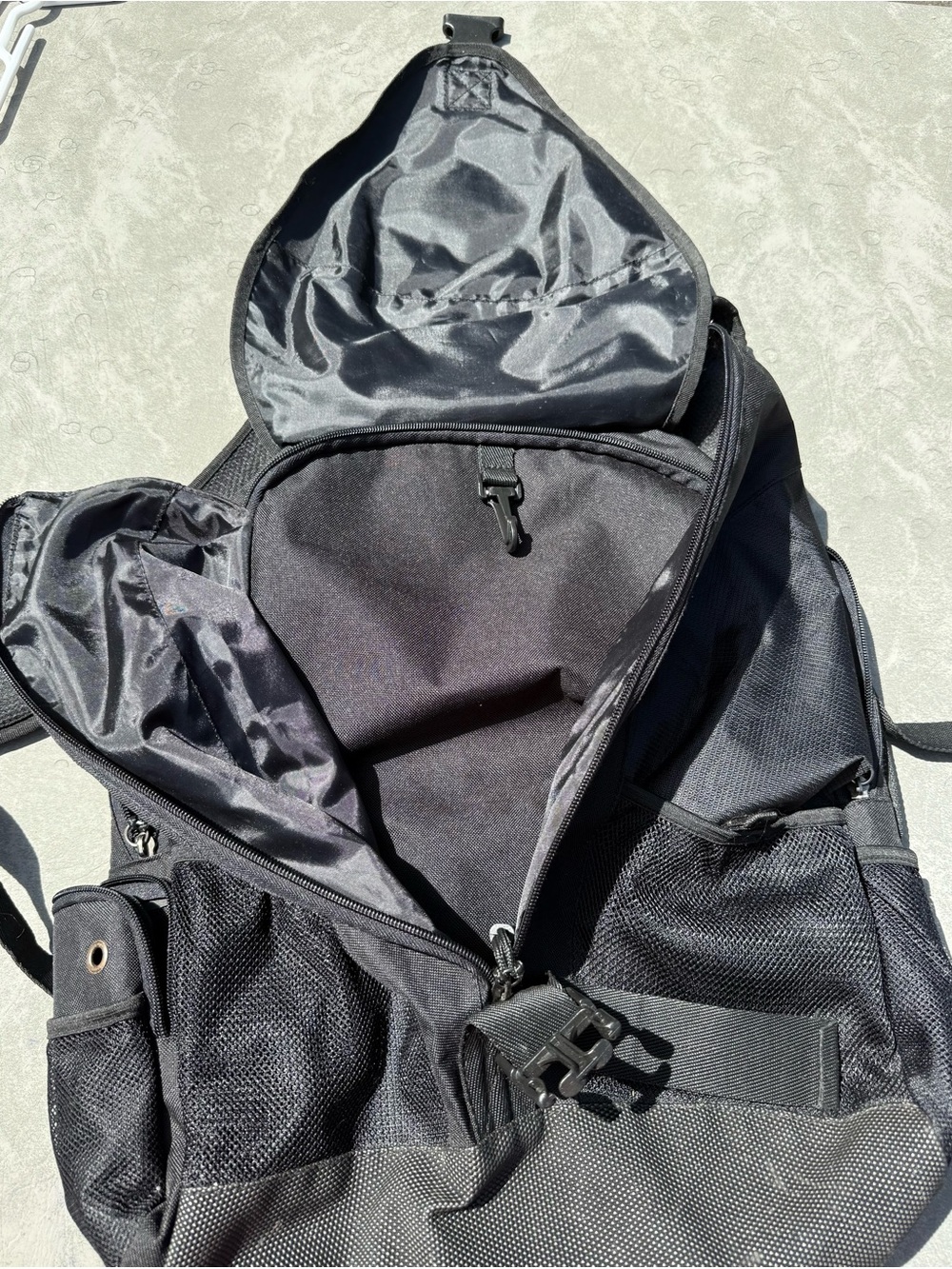 Harley Davidson Backpack Helmet Laptop Sleeve Padded Zippered Top Handle Bag - Picture 2 of 5